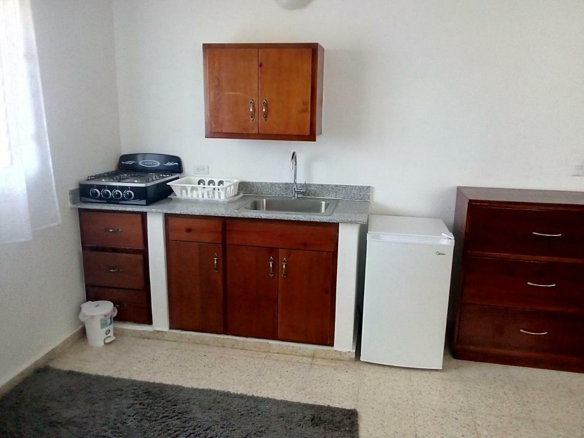 Hotel Checo Sosúa Екстериор снимка