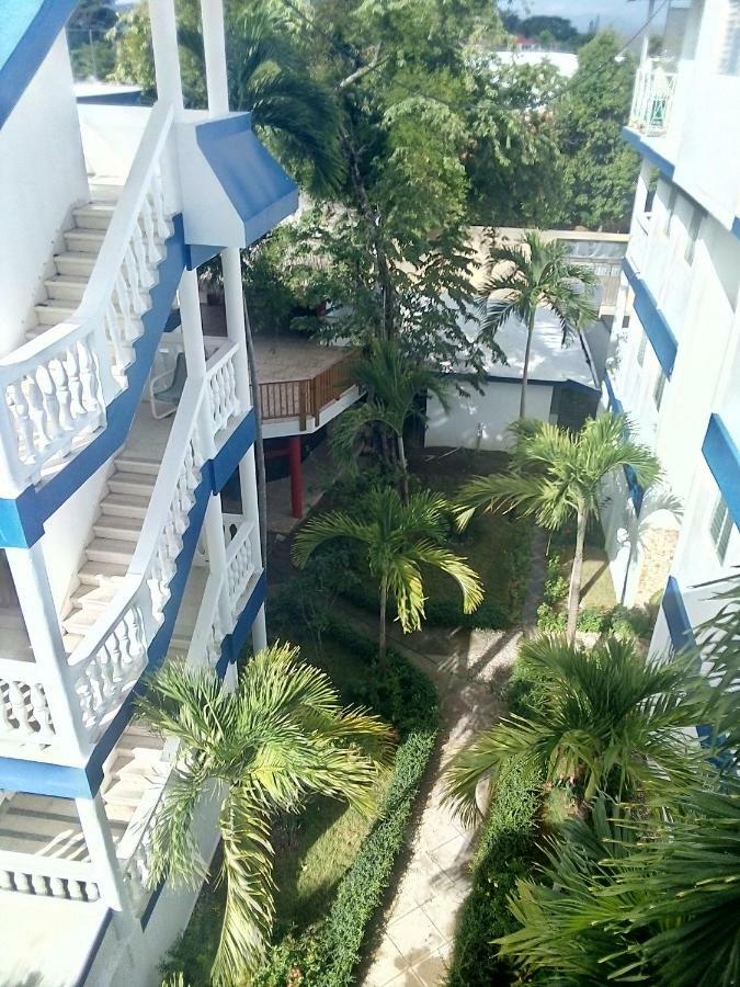 Hotel Checo Sosúa Екстериор снимка